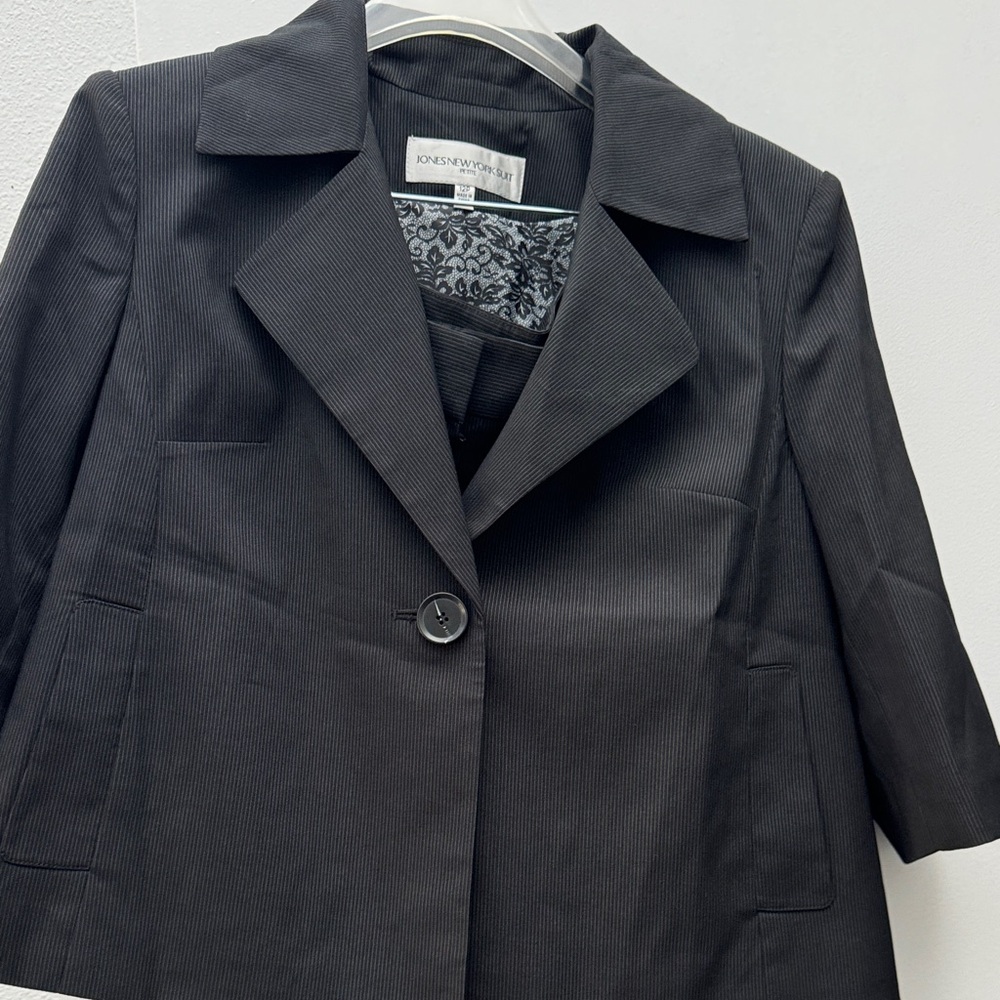 Jones New York Y2K Classic Black Pinstripe Pantsuit